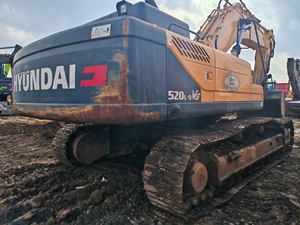 Excavadora Usada Hyundai 520L 9VS Importada con Motor y Bomba, Pocas Horas de Trabajo, Capacidad de Cucharón de 3m, Peso Operativo de 52 Toneladas - Product Image 2