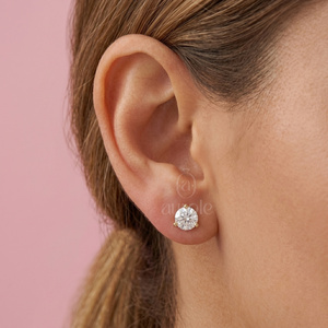 Pendientes de Oro Amarillo de 14K con Diamante Redondo Solitario, Joyería Fina de Lujo, Pendientes Clásicos con Diamantes Brillantes para Boda - Product Image 4