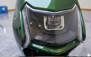 CKD SKD 12 pouces usine approvisionnement cyclomoteur électrique 700/900W 65 km/h vitesse maximale chinois rétro cyclomoteur électrique Scooter à vendre - Product Image 4