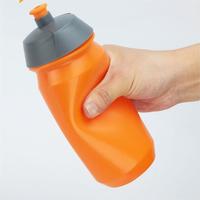 Vente chaude Logo Personnalisé Sans BPA En Plastique Vélo De Course Squeeze Bouteille D'eau pour Sports De Plein Air Cyclisme