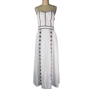 เดรสผ้าฝ้ายสไตล์เอธนิคสีขาวแบบสายเดี่ยวสำหรับผู้หญิง คอลเลคชั่นใหม่ปี 2025 รุ่น First Love - Product Image 2