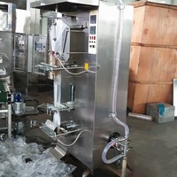Usine de production de boissons, lait, jus, eau minérale, eau en sachet de 3L à 10 litres / Équipement pour sachets d'eau pure
