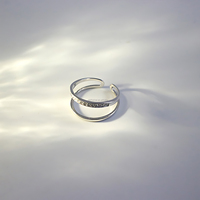 Bague double bande minimaliste en argent sterling 925 pavé de zircon ouvert réglable conception femmes bijoux fins pour cadeau ou usage quotidien
