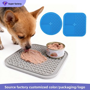 Tapis d'alimentation lent pour animaux de compagnie en silicone à ventouse, antidérapant, anti-débordement, pour nourriture et eau, lavable, pour chien et chat - Product Image 1