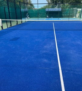 Cancha Deportiva Multifuncional, Cancha de Pádel con Redes Integradas de Voleibol y Bádminton, Versátil, Exportación al por Mayor - Product Image 1