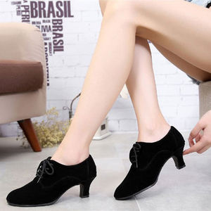 <span class=keywords><strong>Scarpe</strong></span> <span class=keywords><strong>da</strong></span> <span class=keywords><strong>Ballo</strong></span> Latino Baotou per <span class=keywords><strong>Donna</strong></span>, <span class=keywords><strong>Scarpe</strong></span> <span class=keywords><strong>da</strong></span> <span class=keywords><strong>Ballo</strong></span> Jazz con Lacci, <span class=keywords><strong>Scarpe</strong></span> <span class=keywords><strong>da</strong></span> <span class=keywords><strong>Ballo</strong></span> <span class=keywords><strong>da</strong></span> Sala per Adulti per Interni ed Esterni - Product Image 5