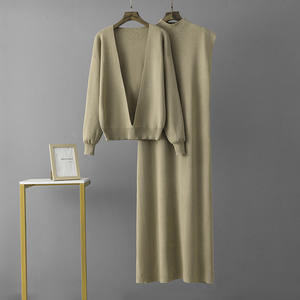 Vente en Gros Ensemble Robe Pull Femme Modeste 2 Pièces Col V Pull Maxi Robes Tricotées Longues Élégantes - Product Image 5