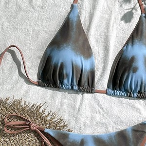 Bikini 2026 de Nueva Colección Europea y Americana, Estampado de Leopardo, Color Sólido, Sexy, Traje de Baño de Dos Piezas, Triangular, para Mujer - Product Image 2