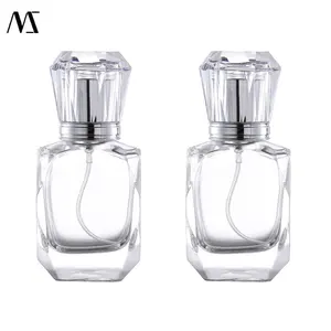 Botella de vidrio con tapa plateada de 30ml al por mayor, botella de perfume transparente, botella de vidrio cosmética para perfume