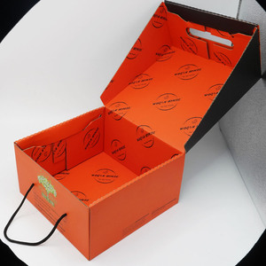 Scatole per Spedizione di Vestiti e Scarpe, Scatole Regalo in Cartone Ondulato con Logo Personalizzato, Nastro, Laminazione Opaca, Goffratura, Ecologiche - Product Image 4