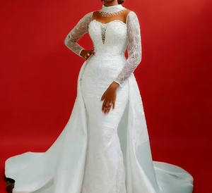 Robe de mariée sirène en dentelle à manches longues pour <span class=keywords><strong>femme</strong></span> S0110Y avec traîne en satin détachable, robe de mariée perlée - Product Image 4