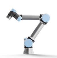 Robot universel UR7e à 6 axes, capacité de charge utile de 7,5 kg, rayon de travail de 850 mm, cobot industriel à charge moyenne hautement flexible, 1 kW