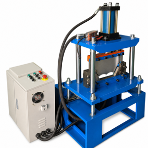 Machine de fabrication de capuchons de toit en métal hydraulique, équipement de formage de couvre-toits en acier coloré - Product Image 1