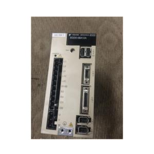 Controlador de Motor Industrial Yaskawa Servo Drive SGDS-08A12A 200V - Product Image 3