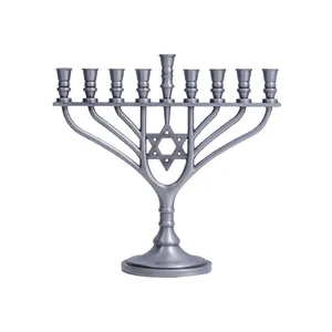 Yaratıcı tasarımcı Vintage Chanukah mum standı üreticisi ve ihracatçısı özelleştirilmiş fantezi Menorah Hanukah toptan