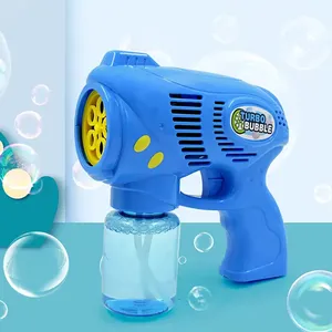 Elektrikli otomatik 5 delik sızdırmaz sıvı kabarcık tabancası oyuncaklar yaz açık sabun su kabarcık Blower Maker makinesi çocuk için oyuncak