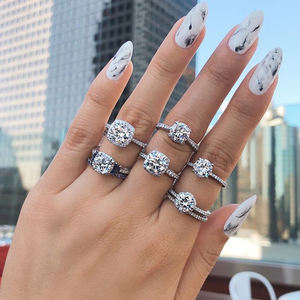 2.0 Carat 7*7Mm Wit Kussen Cut <span class=keywords><strong>Moissanite</strong></span> Met 18 <span class=keywords><strong>K</strong></span> Rose <span class=keywords><strong>Gold</strong></span> Engagement Ring Voor Vrouwen <span class=keywords><strong>Moissanite</strong></span> diamanten Ringen - Product Image 5