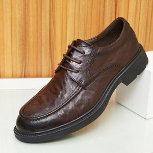 Chaussures en cuir pour hommes 2025 à bout carré, décontractées, tendance, basses, marron et noir, pour l'extérieur, le printemps et l'été - Product Image 3