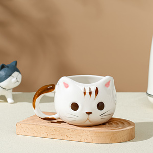 Nouvel échantillon 2025 3D mignon tasse forme animale distinctive tasse en céramique personnalisée tasse à <span class=keywords><strong>café</strong></span> lait dessin animé chat 3D tasse en céramique - Product Image 1