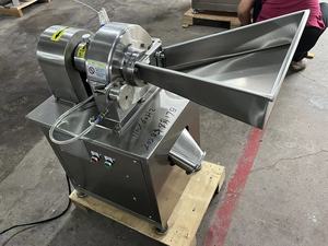 <span class=keywords><strong>Machine</strong></span> à broyer les épices en acier inoxydable 304/316 pour la transformation alimentaire avec moteur, composant principal, haute capacité 50-60 kg/h - Product Image 3