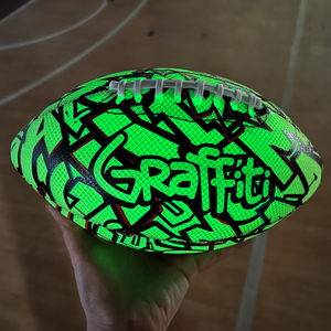 La nuova moda all'ingrosso ha portato una luce brillante nel buio Football americano personalizzato incandescente - Product Image 4