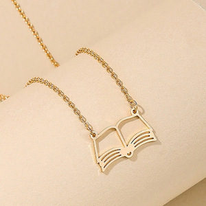 Collar con Colgante de <span class=keywords><strong>Libro</strong></span> <span class=keywords><strong>Hueco</strong></span> Único, Regalo Significativo para la Temporada de Graduación A0KD - Product Image 1