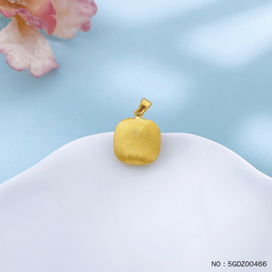 จี้ทรงกลมขนาดเล็กสีทองหรูหรา น้ำหนักเบา ผิวสัมผัสนุ่มนวล ดีไซน์โปร่ง เหมาะสำหรับใส่ทุกวัน เป็นเครื่องประดับสุดหรู เหมาะเป็นของขวัญ - Product Image 3