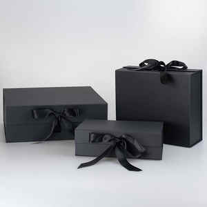 <b>Valentine</b> Luxury Polish Oil Cardboard Folding Magnetic Gift <b>Boxes</b> with Ribbon Handle Closure for Gift Bags - Product Image 1