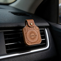 Purificateur d'air de voiture en métal organique de luxe avec diffuseur de parfum en cuir aromathérapie et logo personnalisé, désodorisant en métal