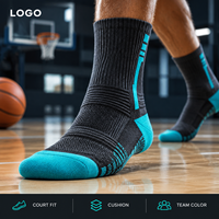 Chaussettes de sport de basketball avec renfort d'orteil, talon intégré, maille respirante, manchette graduée, rouge et blanc, amorti pour le court, ajustement de la cheville, pour équipe