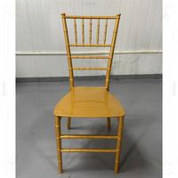 Chaises de banquet Chiavari en plastique doré de haute qualité FSDKX, empilables, pour l'extérieur