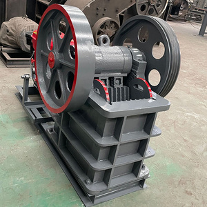 Nueva Trituradora de Mandíbulas para Concreto, Basalto y Roca Dura, Diésel, de Tamaño Pequeño - Product Image 1