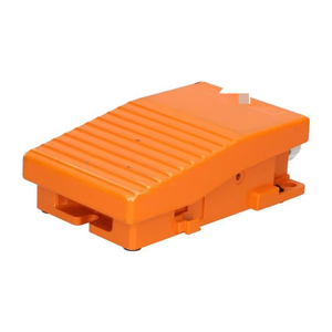 Elektrischer XPER110 Fußschalter Gebraucht UMP - Product Image 1