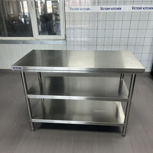 VICTORY KITCHEN Offre Spéciale de dosseret d'établi commercial en acier inoxydable à 3 couches pour équipement de boulangerie dans les restaurants et les hôtels - Product Image 1