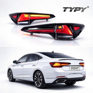 Feux arrière LED TYPY pour Toyota Fortuner 2017-2019, feux arrière de rechange Plug and Play avec clignotants dynamiques séquentiels - Product Image 1