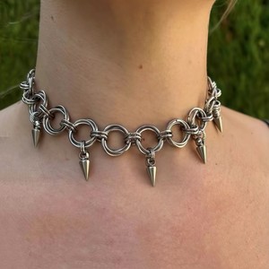 Collier en acier titane avec pendentif en forme de pointe, style steampunk, bijoux de mode unisexe - Product Image 2
