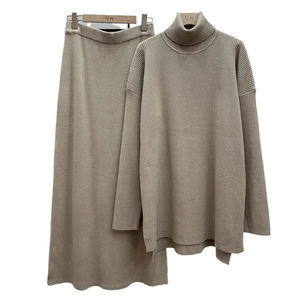 ملابس نسائية بالجملة موضة عالية الجودة بمقاسات كبيرة أطقم ملابس شتوية كنزات محبوكة - Product Image 1