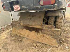 Pelle multifonction sur chenilles originale de la Corée Hyundai 210 d'occasion à haut rendement Hyundai en bon état en vente - Product Image 2