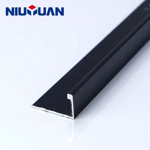 NIUYUAN Garniture de <span class=keywords><strong>carrelage</strong></span> en aluminium à angle en L au design moderne pour la <span class=keywords><strong>d</strong></span>écoration intérieure - Product Image 1