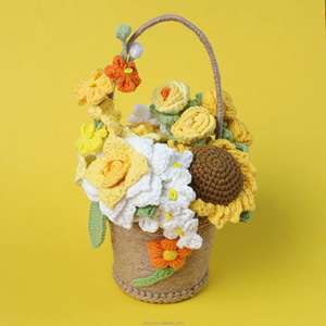 Cesta de Rosas Artificiales Tejida a Mano, Cesta de Rosas de Ganchillo para el Día de la Madre, Día del Maestro - Product Image 5