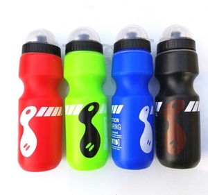 Bouilloire à boire directe Sports <span class=keywords><strong>Tour</strong></span> <span class=keywords><strong>De</strong></span> <span class=keywords><strong>France</strong></span> Bouteille d'eau en plastique PP pour VTT et voyage Cache-poussière Équipement PC - Product Image 4