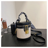 Sac à main pour femme en toile et cuir PU, petit sac à bandoulière avec foulard en soie