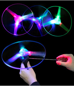 Platillo Volador Mágico, Juguete Barato para Exteriores, de Plástico, con Cuerda para Tirar, con Luces LED Intermitentes, Disco Volador Luminoso para Niños - Product Image 6
