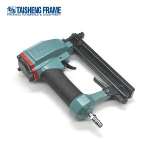 Herramienta Neumática para Marcos <span class=keywords><strong>de</strong></span> Fotos TS D02, Pistola <span class=keywords><strong>de</strong></span> Clavos para Fijación <span class=keywords><strong>de</strong></span> Tableros Traseros, Grapadora - Product Image 1