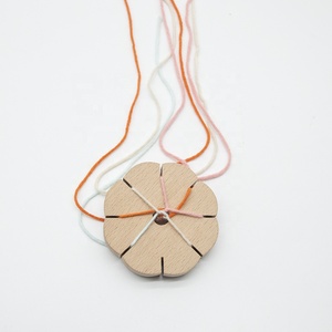 Tablero de diseño de joyería para tejer pulseras y joyas con discos de <span class=keywords><strong>kumihimo</strong></span>, cuerda trenzada y nudos. - Product Image 4