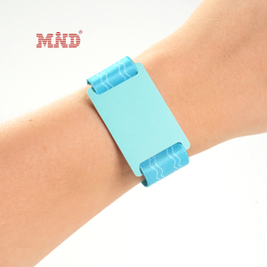 LF <span class=keywords><strong>HF</strong></span> <span class=keywords><strong>RFID</strong></span> PVC 태그 탄성 팔찌 패시브 스마트 NFC <span class=keywords><strong>RFID</strong></span> 스트레치 패브릭 팔찌 - Product Image 4
