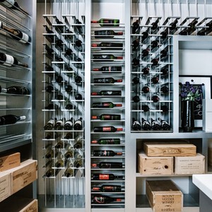 Porte-bouteilles <span class=keywords><strong>à</strong></span> <span class=keywords><strong>vin</strong></span> empilable moderne en acier inoxydable <span class=keywords><strong>à</strong></span> 27 colonnes, éclairage LED intérieur, meubles de maison personnalisés - Product Image 1