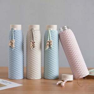 Bouteille d'eau biodégradable <span class=keywords><strong>verte</strong></span> en fibre de paille de blé vente en gros - Product Image 1