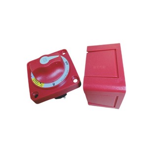 Interruptor Rotatorio M6011 48V de Cuatro Posiciones con Tres Terminales de Tornillo, IP33, Plástico, para Autocaravanas, Yates y Barcos - Product Image 5