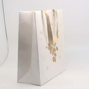 Wholesale Custom Luxury Kraft Paper <b>Bags</b> Printed Luxury Craft Gift <b>Packaging</b> for <b>Clothing</b> Shoes Ribbon for Shopping - Product Image 5